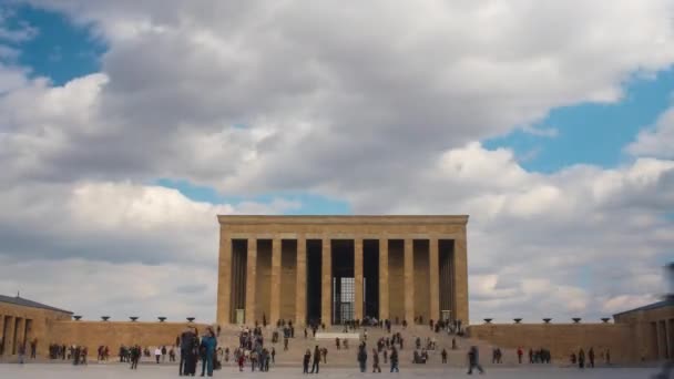 Timelapse Van Toeristen Een Bezoek Aan Het Mausoleum Van Ataturk — Stockvideo