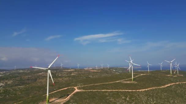 Aerial View Windmills Farm Energy Production Beautiful Cloudy Sky Highland — Stock videók