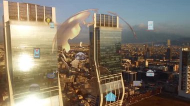 Akıllı şehir ve iletişim ağı konsepti. 5G mi? Bazı şeylerin interneti. Telekomünikasyon. Yüksek kalite 4k görüntü