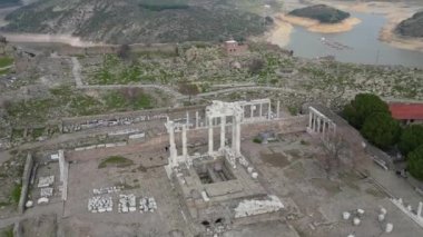 Bergama, İzmir 'deki Pergamon Antik Kent Harabeleri Akropolü. Yüksek kalite 4k görüntü