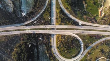 Ulaşım ve teknoloji konsepti. Akıllı Ulaşım Sistemleri. Hizmet olarak hareket kabiliyeti. Yüksek kalite 4k görüntü