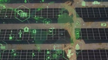 Güneş enerjisi ve teknoloji konsepti. Yenilenebilir enerji. Akıllı şebeke Yüksek kalite 4k görüntü