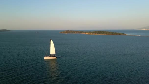 Catamarano Vela Nel Mar Egeo Urla Izmir Turchia Filmati Alta — Video Stock