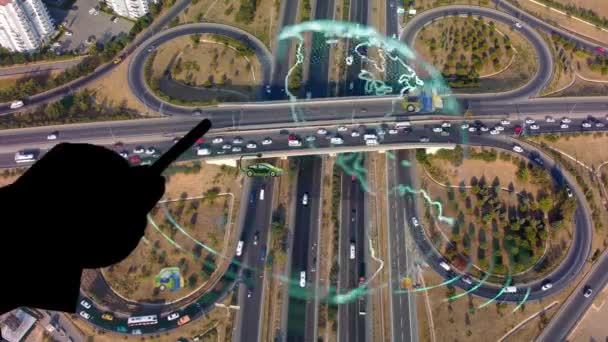 インテリジェント車愛物流自律配送車を通信Iot Gpsトラッキング衛星5Gスマート道路交通路ジャンクション交差点交通データの高速道路三角測量 — ストック動画