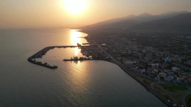 Guzelbahce limanı İzmir - Türkiye. Yüksek kalite 4k görüntü
