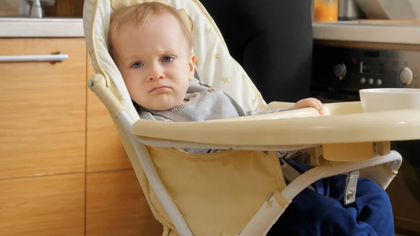 Little Baby Boy Sitting Highchair Kitchen Waiting Food Concept Parenting — Foto Stock