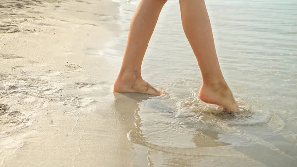Closeup Barefoot Child Checking Sea Water Temperature Sandy Beach Feet — Stock Photo, Image