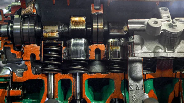 Крупный План Срезанных Поршней Двигателя Цилиндрах Работающих Вращающихся Старая Ретро — стоковое фото