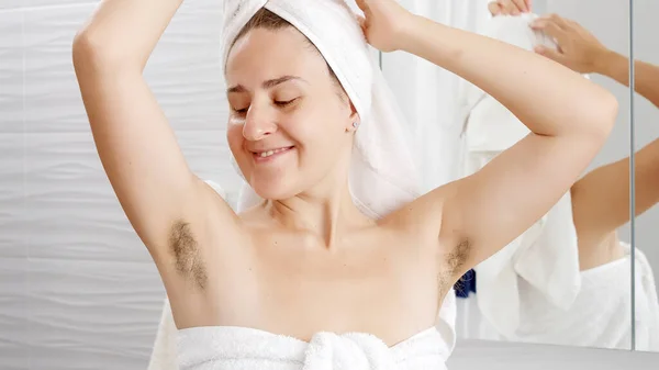 Beautiful Shirtless Woman Bath Towel Showing Her Long Armpit Hair — Stock Photo, Image