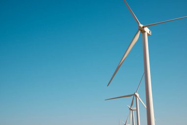 Temiz elektrik enerji üretimi için rüzgar türbini jeneratörleri