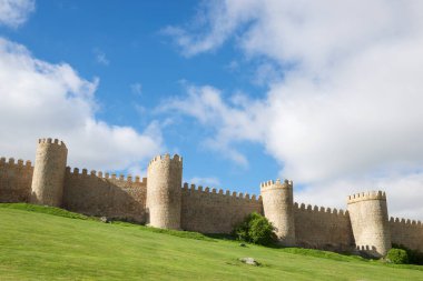 Avila şehrinde duvar, İspanya 'da Castilla Leon.