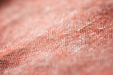 Mutfak havlusunun kıvrımlarını kapatın..