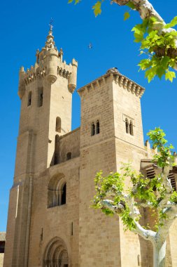 Ejea de Los Caballeros 'taki Romanesque Aziz Kurtarıcı Kilisesi, İspanya' daki Aragon..