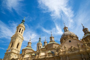 İspanya 'da Virgen del Pilar, Zaragoza, Aragon Bazilikası manzarası