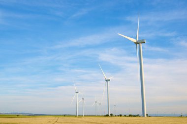 Yenilenebilir elektrik üretimi için rüzgar türbini jeneratörleri