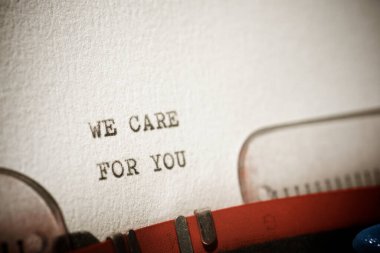 Daktiloyla yazılmış metinleriniz umurumuzda..