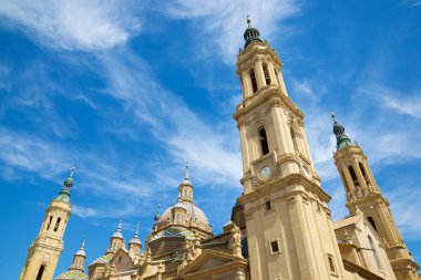 İspanya 'da Virgen del Pilar, Zaragoza, Aragon Bazilikası manzarası