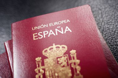 Avrupa Birliği 'nden bir grup İspanyol pasaportunun kapanışı.