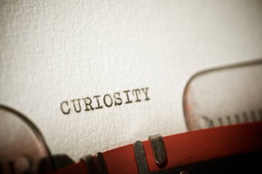 Daktiloyla yazılmış ilginç bir kelime.