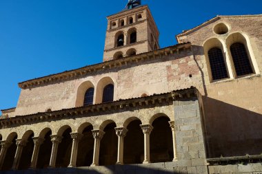Segovia 'daki St. Martin Kilisesi' nin dış görünüşü, İspanya 'daki Castilla Leon.