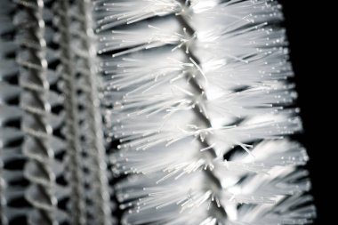 Test tüpleri, pipetler ve benzeri nesneler için fırçaları kapat