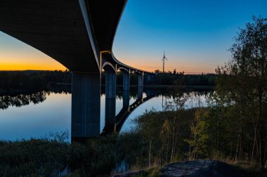 İsveç 'in Askersund şehrindeki Stora Hammarsundet Köprüsü, 3 Ekim 2024.