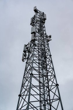 Yüksek antenler 20 Kasım 2024 'te İsveç' in aşağısından çekildi.