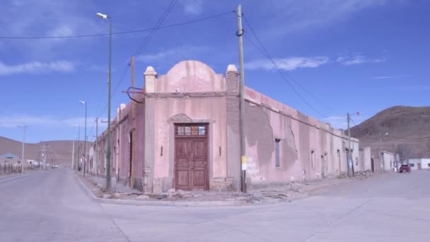 Ein Altes Haus Der Historischen Kupferbergbaustadt San Antonio Los Cobres — Stockvideo