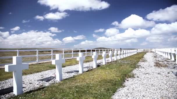 Argentijnse Militaire Begraafplaats Darwin Oost Falkland Falklandeilanden Islas Malvinas Zuid — Stockvideo