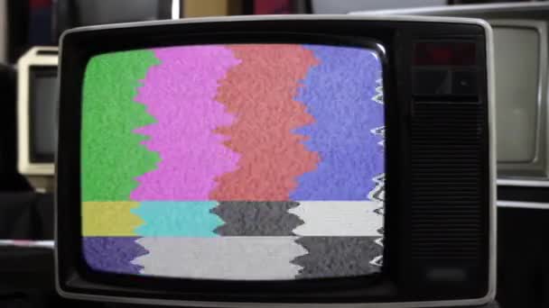 Old Television Turning Green Screen Test Card Close Zoom — Stockvideo