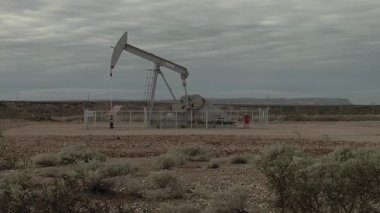  Petrol Çavuşu Arid Patagonya, Neuquen Eyaleti, Arjantin 'de faaliyet gösteriyor.