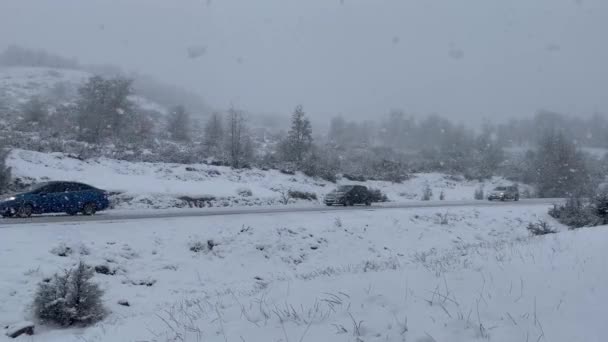 Yedi Gölün Yolu Yakınlarındaki Dağda Kar Fırtınası Spanyolca Camino Los — Stok video