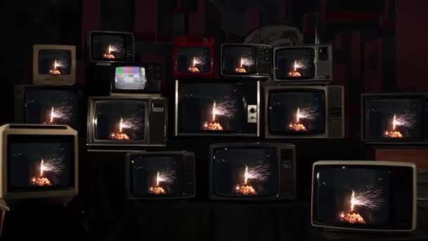 Газовий Факел Різання Металевої Панелі Промисловому Ливарному Виробництві Старовинні Телевізори — стокове відео