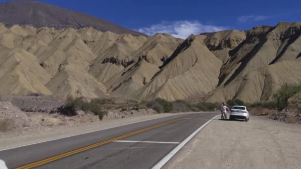 Carros Rota Nacional Caminho Salinas Grandes Província Jujuy Argentina — Vídeo de Stock