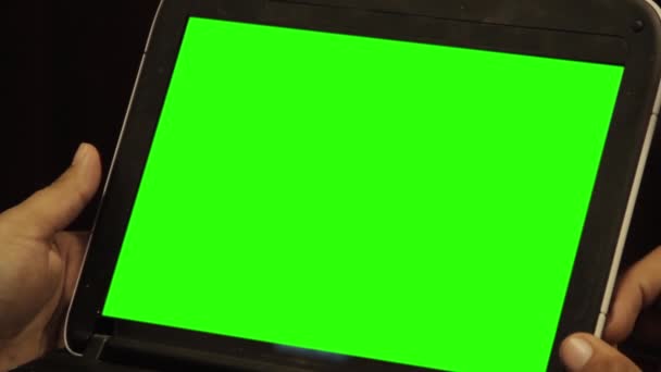Netbook Dator Med Grön Skärm Närbild Kan Ersätta Den Gröna — Stockvideo