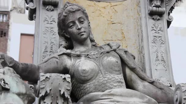 阿根廷布宜诺斯艾利斯Recoleta公墓的妇女雕像 靠近点4K Resolution — 图库视频影像