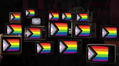 Progress Pride Flag ve Vintage Televisions. 4K Çözünürlüğü.