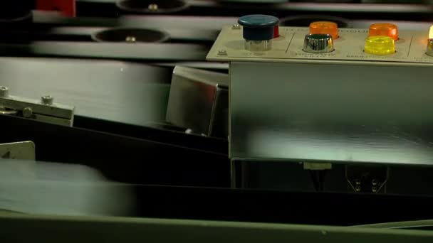 Αυτοματοποιημένη Μηχανή Διαλογής Επιστολών Στο Ταχυδρομείο Και Κέντρο Διανομής Κλείσε — Αρχείο Βίντεο