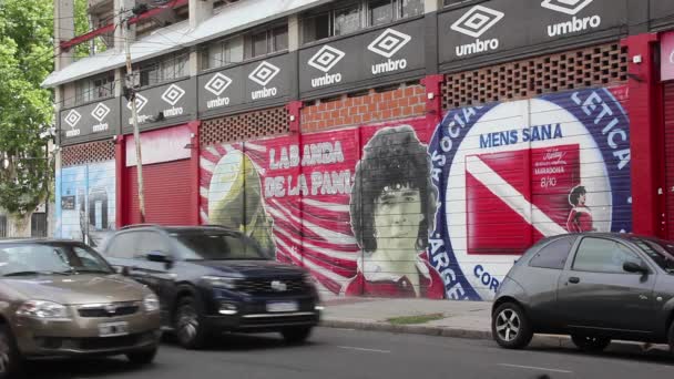 Nástěnné Malby Vzdávají Hold Maradoně Fotbalovém Stadionu Argentinos Juniors Stadionu — Stock video