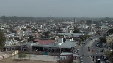 Santiago del Estero Yüksek Açılı Manzarası, Arjantin 'in kuzeyinde Santiago del Estero Eyaletinin başkenti.  