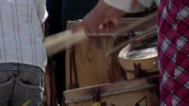 Arjantin 'de Wood ve Animal Leather' dan yapılmış tipik bir 