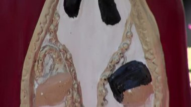 Aziz Giles 'ın Clay figürü, Arjantin' in Santiago del Estero şehrinde düzenlenen Katolik dini kutlamasında 