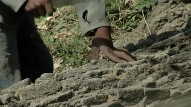 Bombo Leguero için Ağaç Gövdesi Kesen Bir Bıçağın Kapanışı, Arjantin Halk Davulu