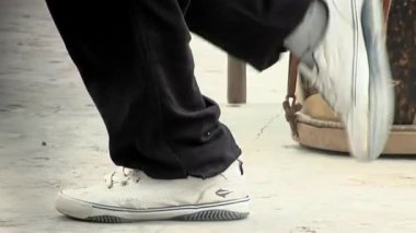 Arjantin Chacarera Dansı Erkek Dansçı - Düşük Açı Vuruşu