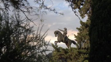 Santa Rosa, La Pampa Eyaleti, Arjantin 'deki General San Martin Binicilik Heykeli 