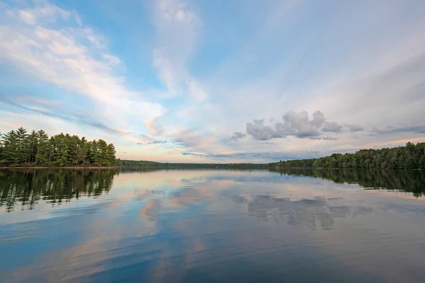 Sanfte Pastelle Einem Ruhigen Abend Clark Lake Der Sylvania Wildnis — Stockfoto