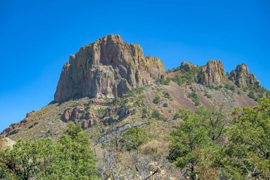 Casa Grande Dağı Teksas 'taki Big Bend Ulusal Parkı' nda Açık Bahar Günü