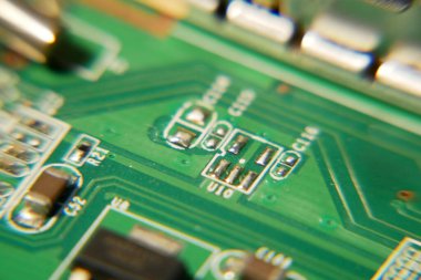 Bilgisayar çipi, ana kart, elektronları olan fütüristik devre kartı, makro