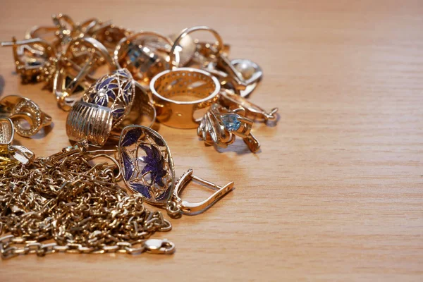 Muitos Anéis Jóias Ouro Prata Brincos Correntes Conceito Loja Penhores — Fotografia de Stock