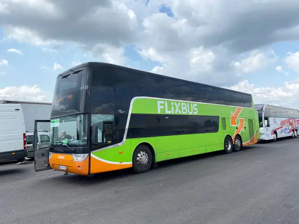 Polsko Medyka 2022 Hraniční Přechod Linka Flixbusu Dalších Autobusů Hranici — Stock fotografie